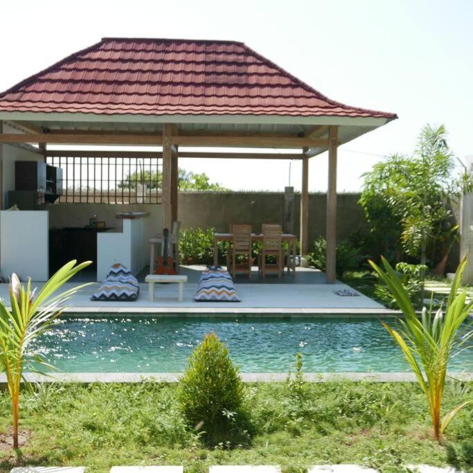 Silir Villa "Your Cozy Home" Mataram Bagian luar foto